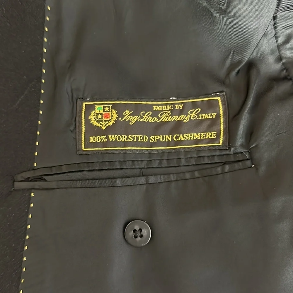 Hart Schaffner Marx Gold Trumpeter Cashmere Two Button Jacket